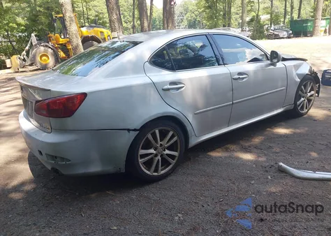 2006 Lexus Is 350 z USA, uszkodzony, nr VIN JTHBE262X65009443